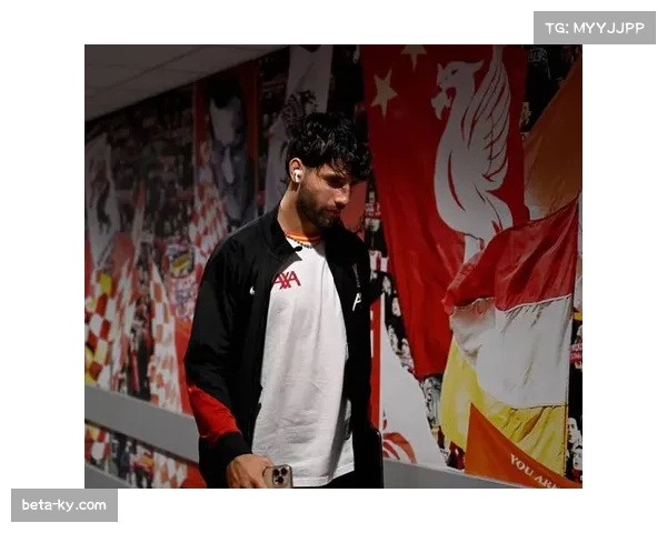 小雷点评利物浦边卫成短板索博斯洛伊位置调整引发战术困惑