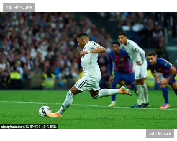 西甲积分榜前四名分差仅四分 皇马巴萨争冠呈胶着态势